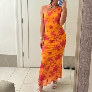 Selfie Leslie Portland One-Shoulder Jersey Maxi Dress Floral Orange